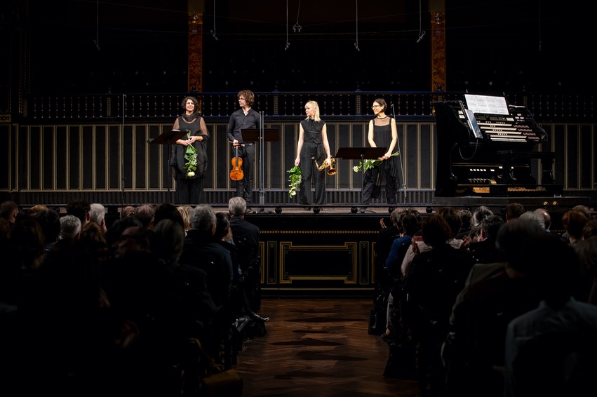 20191218_Rajk-Judit_Pétery-Dóra_Seleljo-Erzsébet_Myteria-Religiosa_by_Felvégi_Andrea (22)