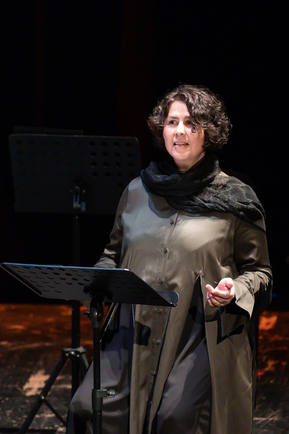 27_kurtag_100_szszz_kisszinhaz